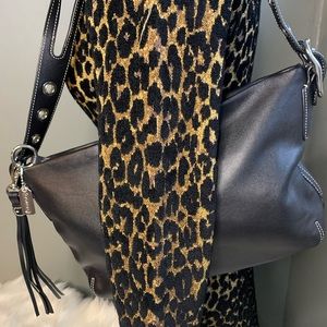 Pre-loved Black Leather Coach Purse